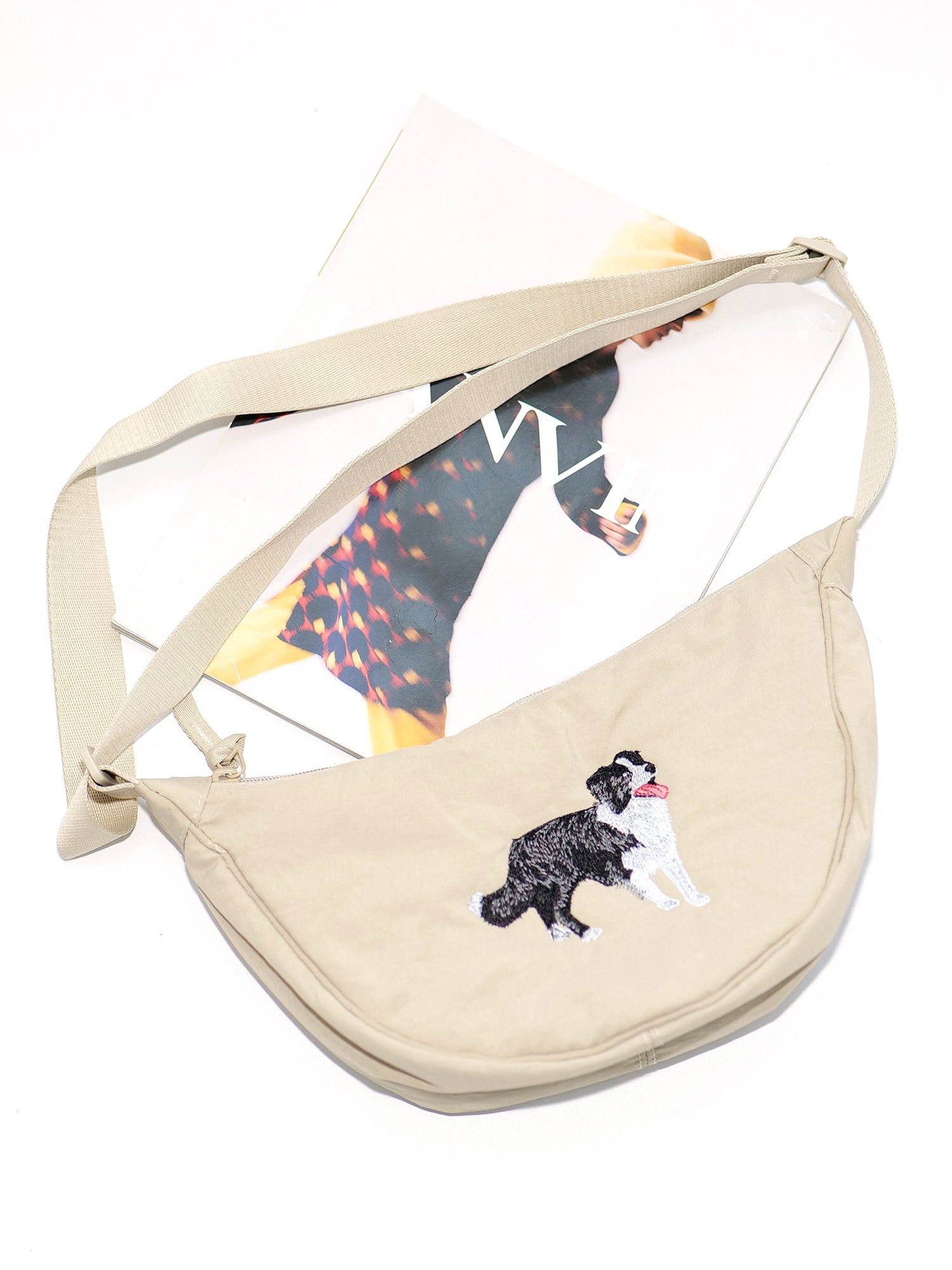 Border Collie Embroidered Dumpling Bag